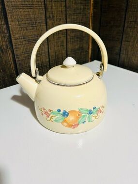 Vintage Cream Floral Fruit Teapot